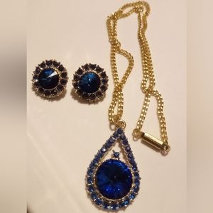 Vintage Sapphire and Gold tone necklace W/ Clip-on Earrings